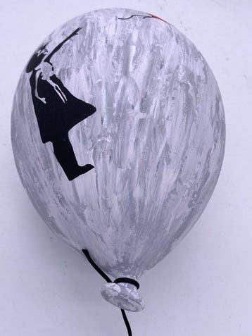 MVR - Balloon Girl Balloon
