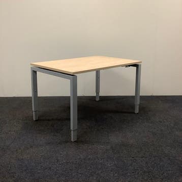 verstelbaar bureau 120x80 cm, Grijs metalen poten - Ahorn, Huis en Inrichting, In hoogte verstelbaar, Gebruikt
