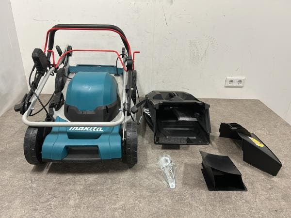 Veiling - Makita elektrische grasmaaier 1800W ELM4621, Jardin & Terrasse, Tondeuses à gazon