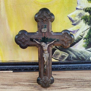Figuur - Wall Crucifix with Bronze Corpus - Brons, Hout
