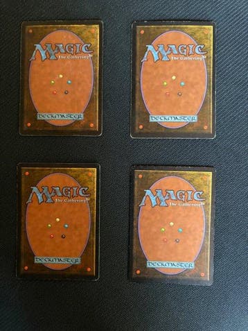 Wizards of The Coast - 4 Card - Magic: The Gathering Carte