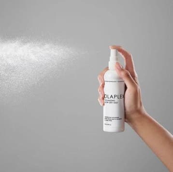 Olaplex Volumizing Blow Dry Mist (Heat Protection), Handtassen en Accessoires, Uiterlijk | Haarverzorging, Verzenden, Nieuw, Gel, Wax, Haarlak of Mousse