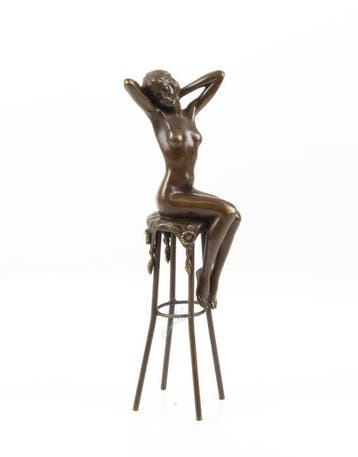 sculptuur, Bronze Sculpture “Awakening” – After Demetre
