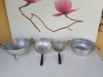 Vergiet (4) - Aluminium, Bakeliet - Decoratieve keukenset