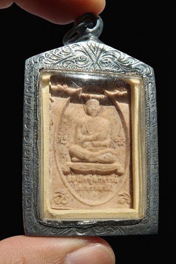 Relikwie van de Boeddha Phra Somdej – Geheimen van de