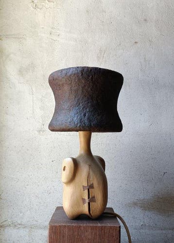 Renat Shuteev - Lampe de table - Papier-mâché, Chêne - Lampe