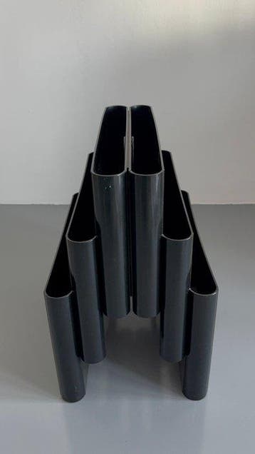 Kartell - Giotto Stoppino - Porte-revues - 4675 - Plastique, Antiek en Kunst