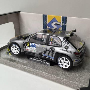 Solido 1:18 - Modelauto - Peugeot 306 Maxi