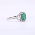 Zonder minimumprijs - Ring Platina - 1.81ct. tw. Smaragd -, Nieuw