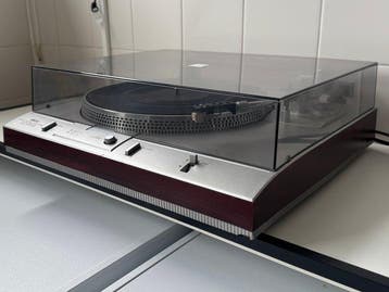 Akai - AP-D30 Direct-Drive Auto-Return Table tournante, Nieuw
