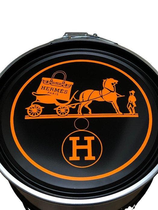 GF Exclusives - Hermès Barrel Artwork By: GF Exclusives, Antiquités & Art, Art | Peinture | Moderne