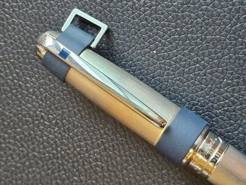 S.T. Dupont - Stylo à plume