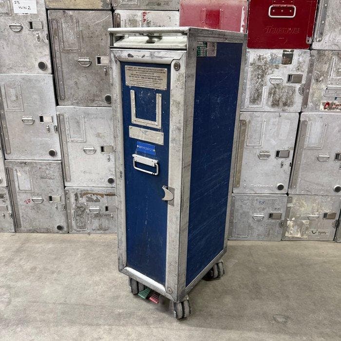 Korita - Trolleys van luchtvaartmaatschappijen - Halfsize, Antiek en Kunst, Curiosa en Brocante