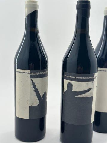 2007 Sine Qua Non: 2x Pictures Grenache, 1x Labels Syrah -
