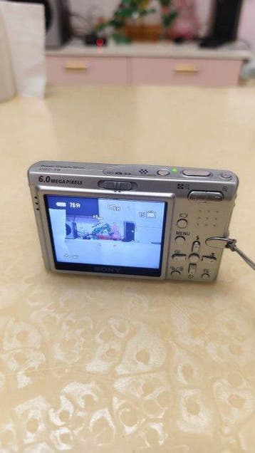 Sony DSC-T9 Digitale camera, Nieuw