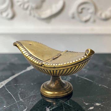 Antique Liturgical Navicula on Pedestal - Wierookbrander -
