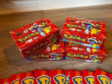 Merlin/TOPPS Pokémon Stickers - 4 Box (100 packs editions) +, Verzamelen, Nieuw
