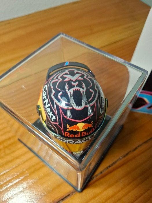 Red Bull Racing - Max Verstappen - 2022 - Sporthelm, Hobby & Loisirs créatifs, Voitures miniatures | 1:5 à 1:12