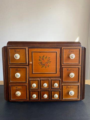 Kruidenrek - Hout, Porselein - Amsterdamse School-stijl