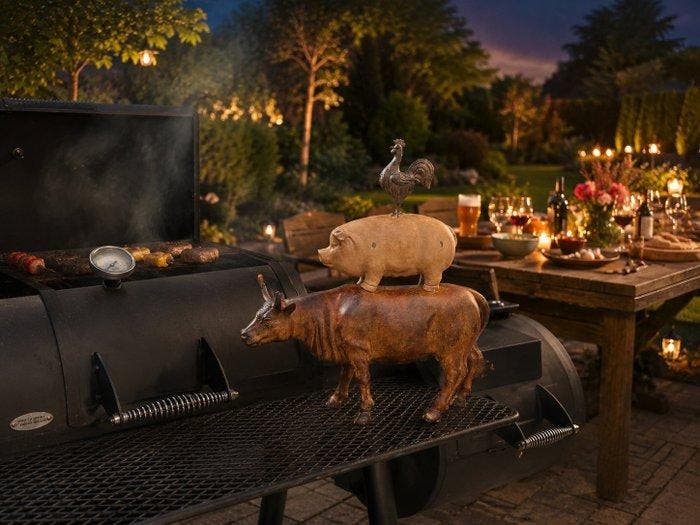 Statue, BBQ / Farm Animal Sculpture - 42 cm - mgo, Antiek en Kunst, Kunst | Designobjecten