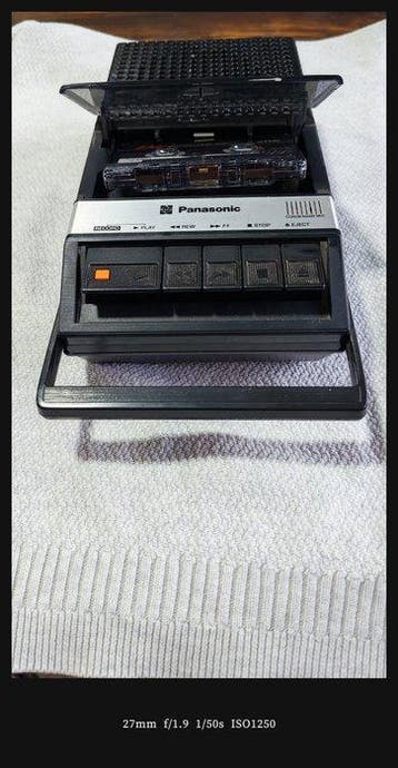 Panasonic - RQ-210 Monophonic Shoe-Box Portable, TV, Hi-fi & Vidéo