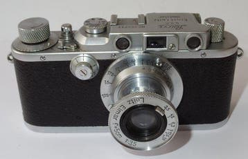 Leica IIIa body - 1937 - Elmar 3.5/5cm lens - very good