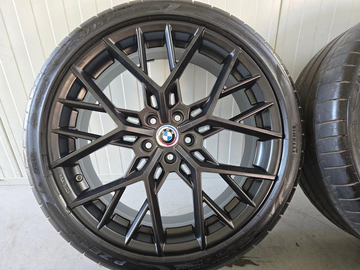 BMW 5 serie G30 G31 i4 20 inch velgen breedset zomerbanden, Auto-onderdelen, Banden en Velgen, 20 inch, Zomerbanden, 255 mm, Personenwagen