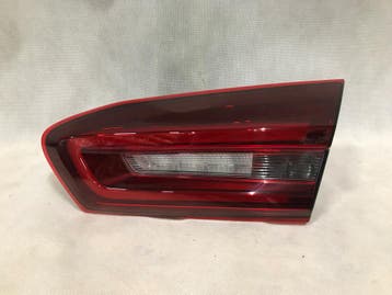 Ford Focus MK4 Lift Hatchback 22 - Achterlicht Rechts Binnen, Verzenden