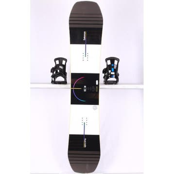 158 snowboard SALOMON HUCK KNIFE WIDE 2024, Black/yellow, CA, Verzenden