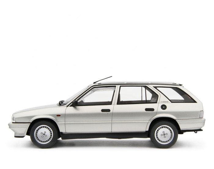 Laudoracing 1:18 - Voiture de sport miniature - Alfa Romeo, Hobby en Vrije tijd, Modelauto's | 1:5 tot 1:12
