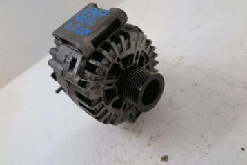 alternator Mercedes Benz Sprinter W907 W212 2.2 CDI A0009068, Auto-onderdelen, Motor en Toebehoren, Verzenden, Gebruikt