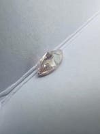 1 pcs Diamant (Natuurlijk gekleurd) - 0.71 ct - Markies -, Nieuw