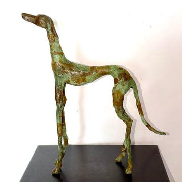 Abdoulaye Derme - Sculpture, Chien Lévrier élancé - 33.5 cm, Antiquités & Art