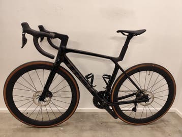 Trek Madone  SL7 Gen 8 Medium, Fietsen en Brommers, Zo goed als nieuw