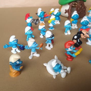 Schleich - Figuur - Smurfenfiguren met paddenstoelhuis (40)