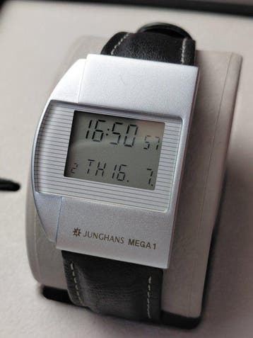 Junghans - Mega 1 - Digital - Radio-Controlled - Sans prix, Handtassen en Accessoires, Horloges | Heren, Nieuw