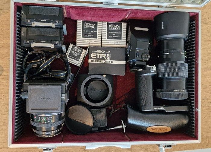 Bronica Zenza ETRSi + 75mm + 250mm +acc Middenformaatcamera, Audio, Tv en Foto, Fotocamera's Analoog