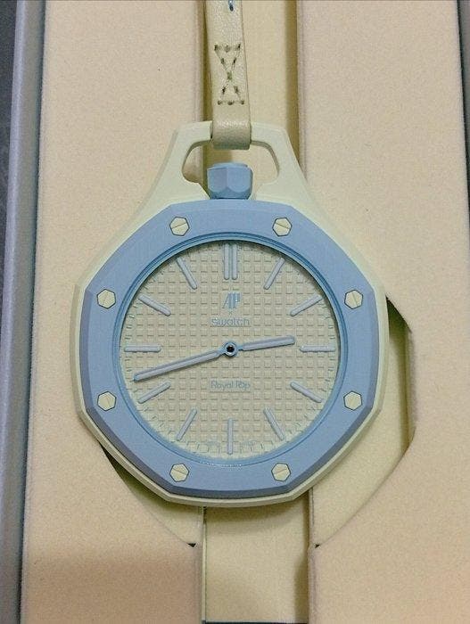 Swatch - Royal Pop - Sans prix de réserve - Unisexe - 2026, Bijoux, Sacs & Beauté, Montres | Hommes