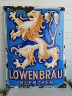 Emaille bord - Lowenbrau porseleinen emailbord uit de jaren