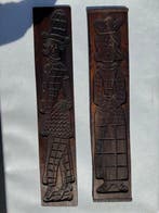 Étagère (2) - Planches à spéculoos en bois ancien gravé –