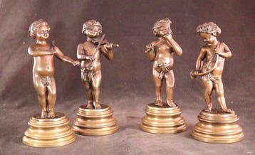 Antiek bronzen putti orkest - naar Claude Michel Clodion