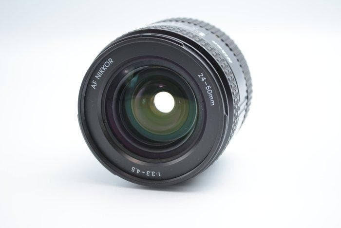 Nikon AF Nikkor 3.3-4.5/24-50mm Objectif d’appareil photo, TV, Hi-fi & Vidéo, Appareils photo analogiques