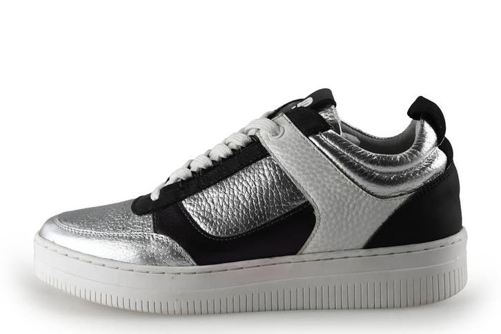 Maruti Sneakers in maat 39 Zilver, Kleding | Dames, Schoenen, Overige kleuren, Zo goed als nieuw, Sneakers, Verzenden