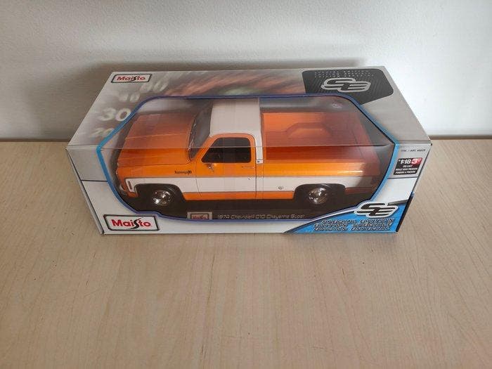 Maisto 1:18 - Model sportwagen - 1974 Chevrolet C10 Cheyenne, Hobby en Vrije tijd, Modelauto's | 1:5 tot 1:12