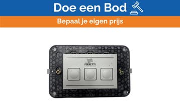 Bieden: Ferretti Vimar Marine Grade 3-Button Eikon Light Sw, Ophalen of Verzenden