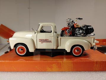 Harley-Davidson 1:25 + 1:24 - Voiture miniature (2) -, Nieuw