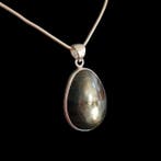 Gouden obsidiaanhanger op 925 zilver. Natuurlijke steen die