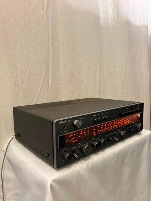 Wega - R 3141-2 Solid state stereo receiver, TV, Hi-fi & Vidéo, Radios