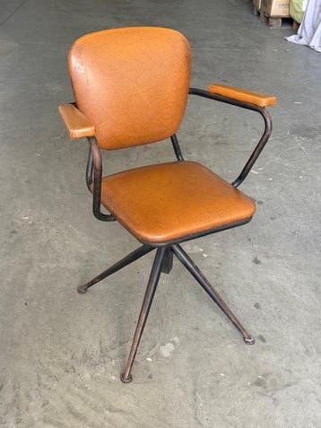 P.Alteri - Fauteuil - Metaal, Synthetisch leder - draaistoel