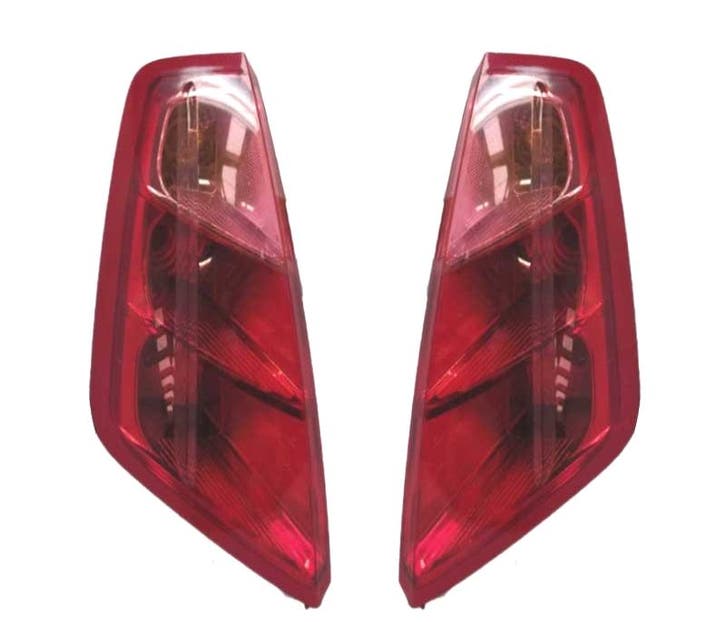FEUX ARRIÈRE POUR FIAT GRANDE PUNTO 05-09, Autos : Pièces & Accessoires, Éclairage, Envoi